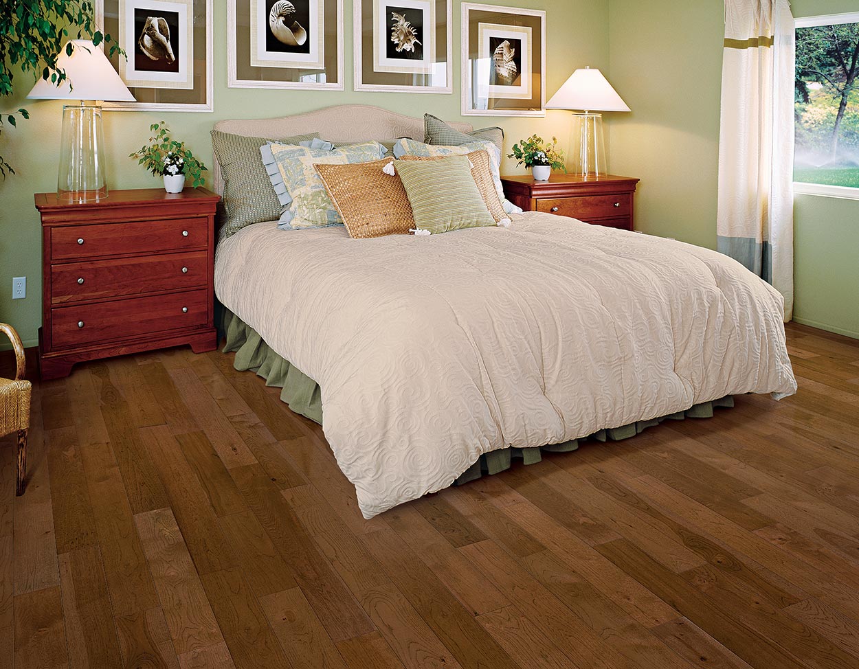 Mullican Muirfield 3" x RL Hardwood Plank Provincial Hickory