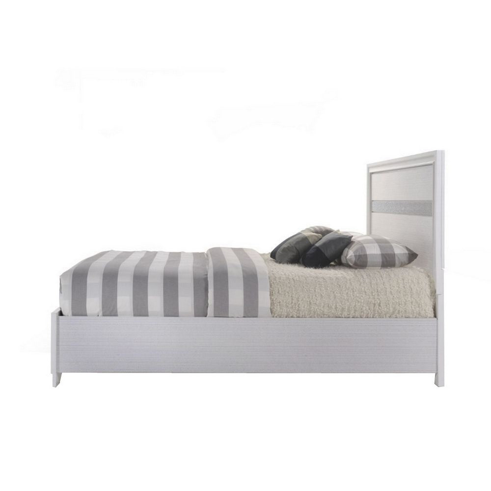 ACME Classy Queen Size Bed With Storage, White