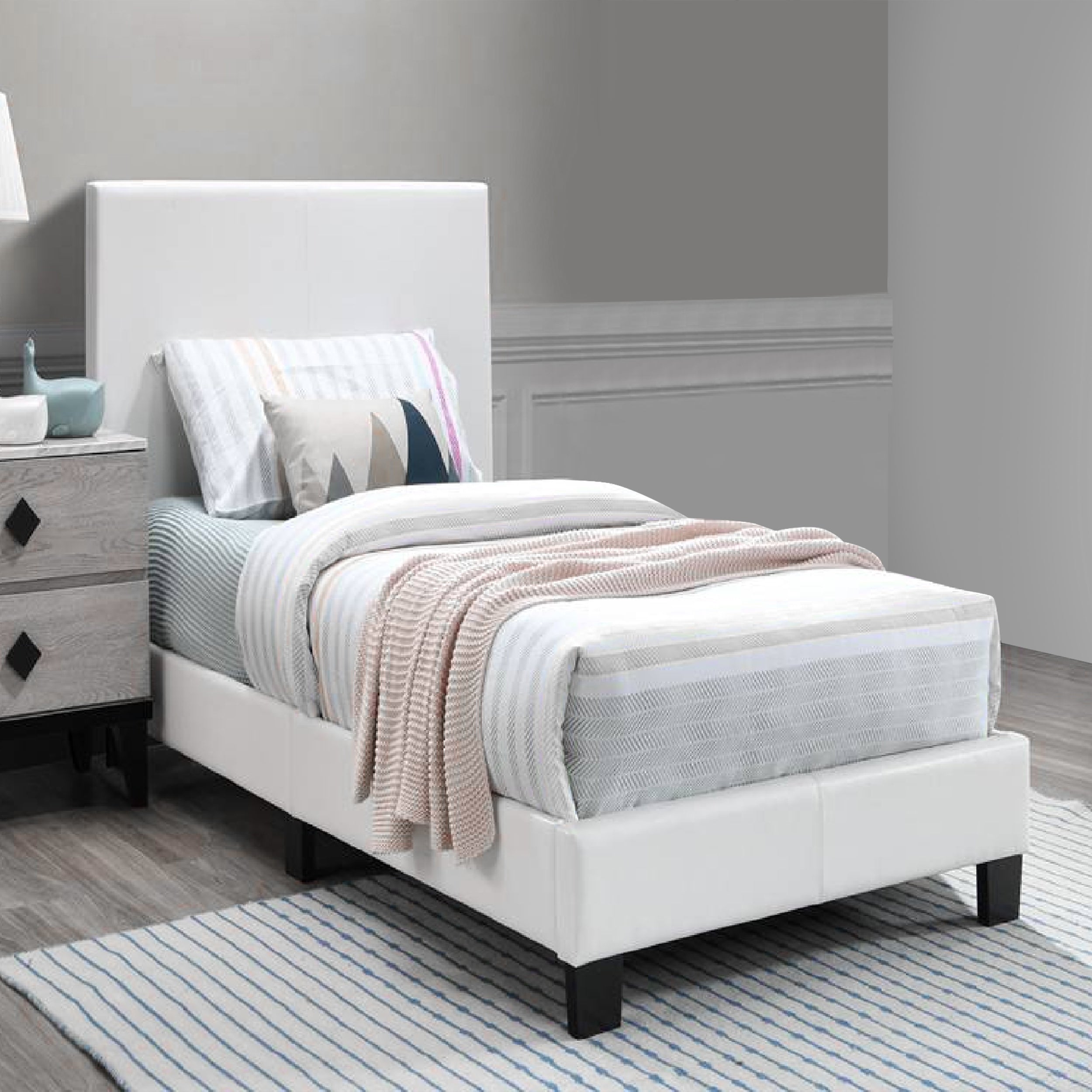 Benjara Transitional Style Leatherette Queen Bed with Padded Headboard, White
