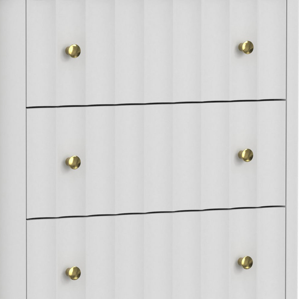 Benjara Aya 34 Inch Small 3 Drawer Dresser Chest, Scalloped Motif Front, White Wood