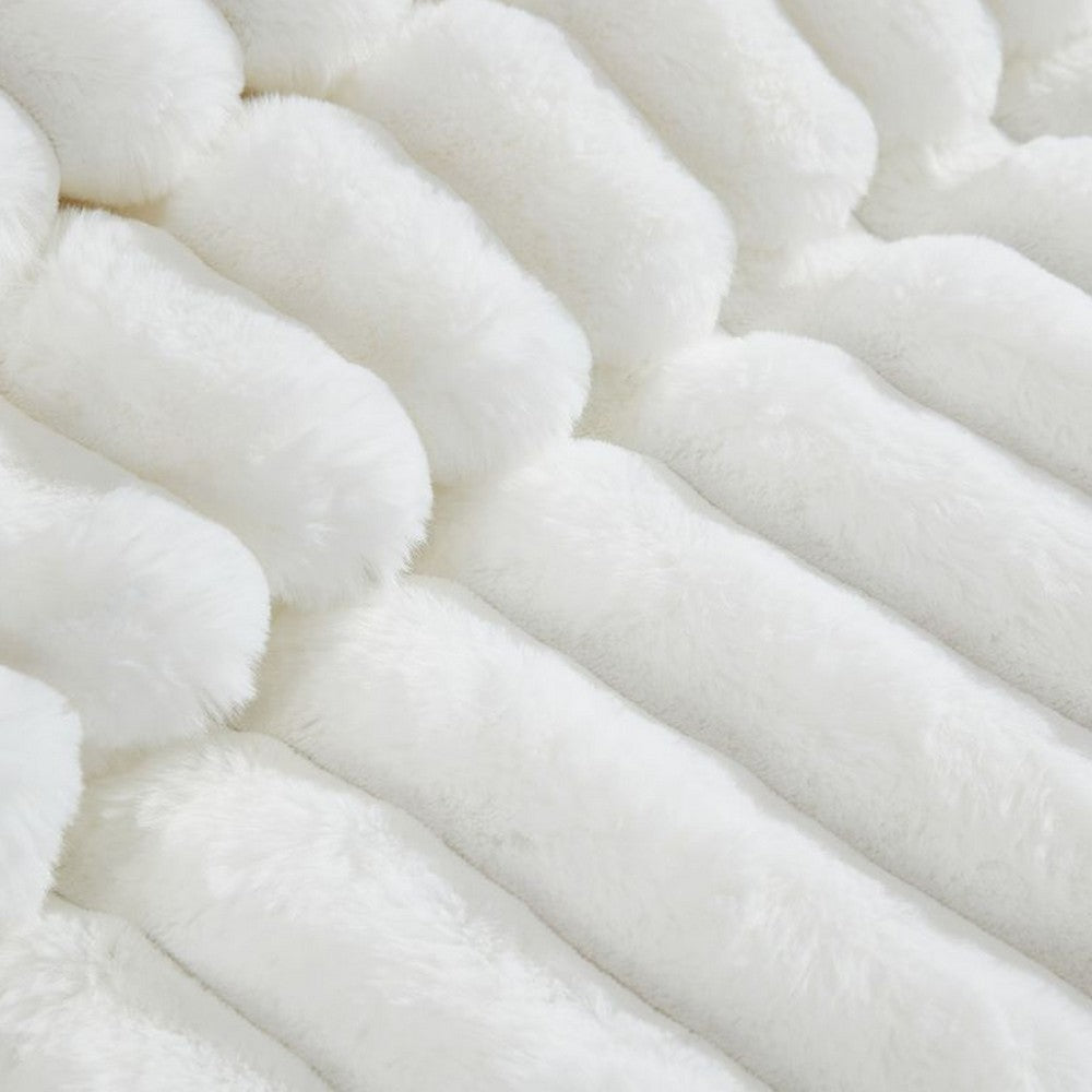 Benjara Sieno 3pc Twin XL Comforter Set, White Faux Fur And Micro Mink Backing