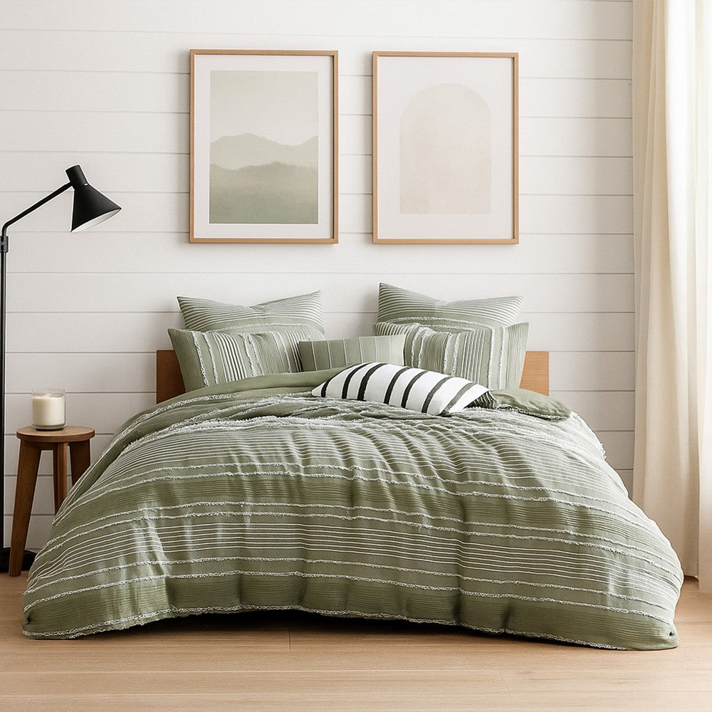 Benjara Meo 5pc Queen Size Comforter Set, Green Textured Woven Jacquard Stripe