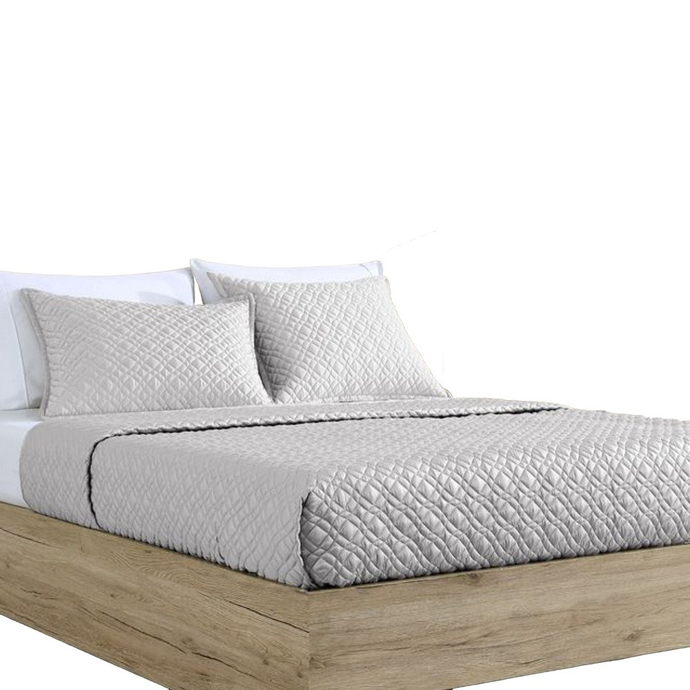 Benjara Keo 3pc King Coverlet Set, Reversible, Shams, Silver Silky Fabric