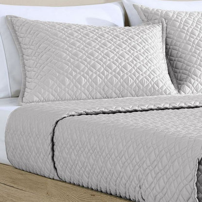 Benjara Keo 3pc Queen Coverlet Set, Reversible, Shams, Silver Silky Fabric