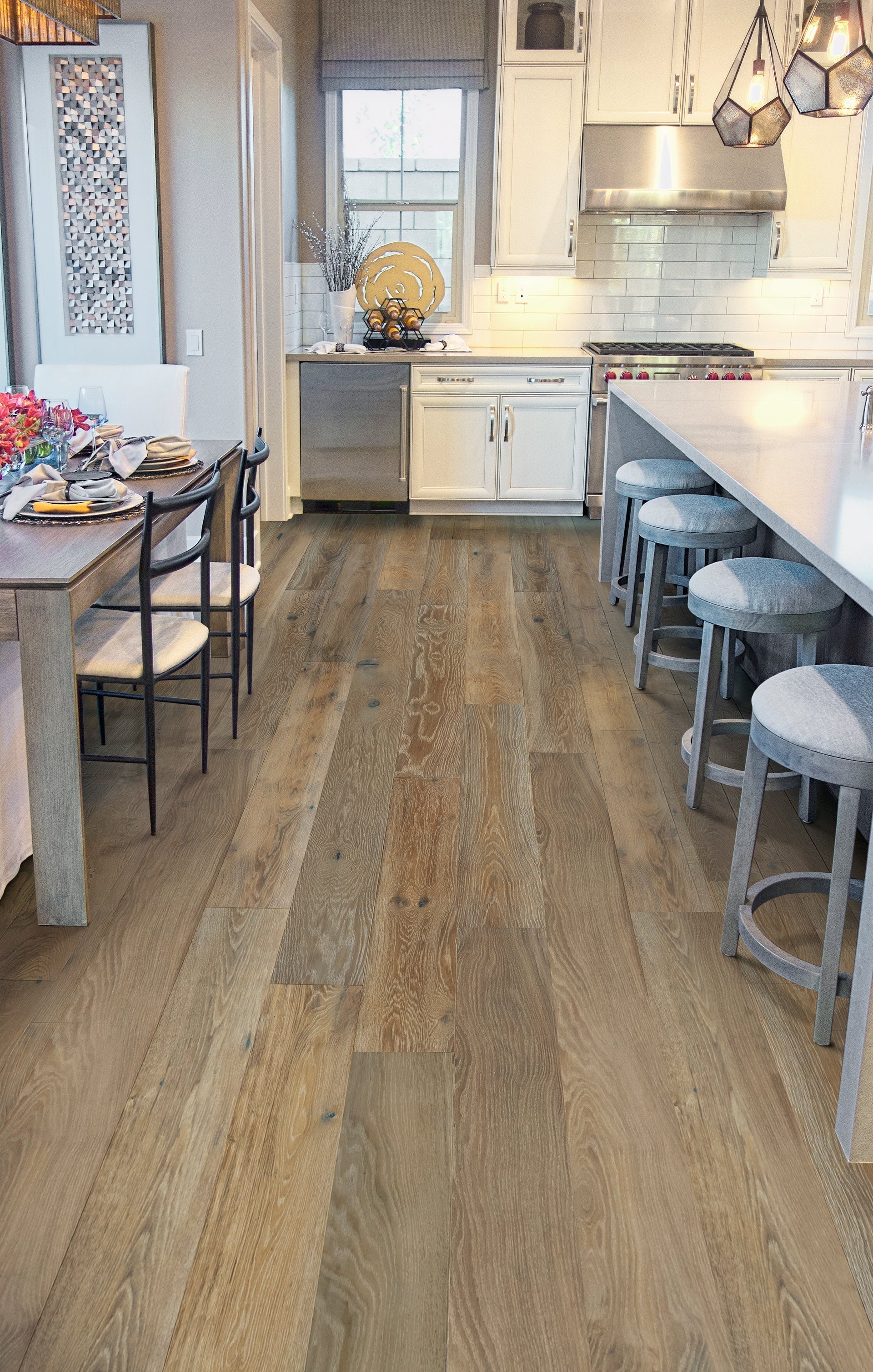 D&M Flooring Modern Craftsman Resort Line 7.5