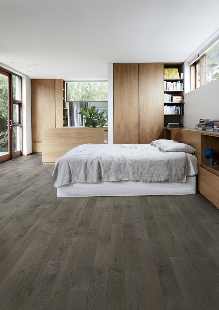 Kahrs Canvas 5" x 73.25" Hardwood Plank Oak Carbon