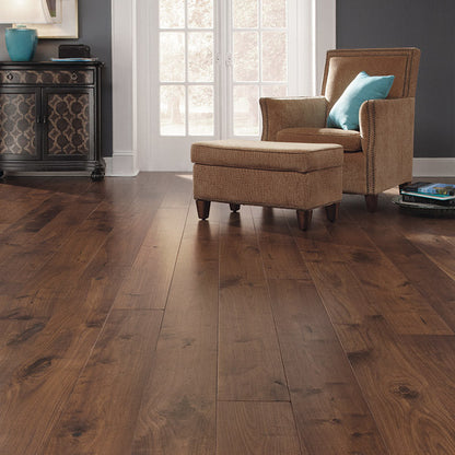 Mannington Maison Bastille 7" x RL Tawny Hardwood Plank