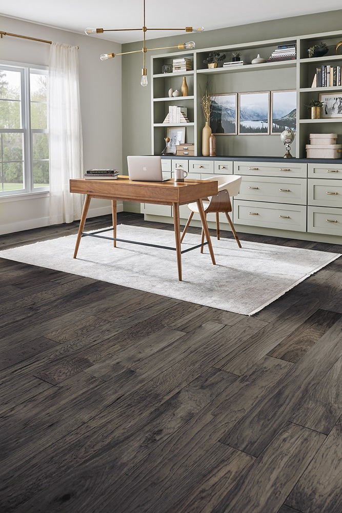 Mannington Mountain View XL 6.57" x 83" Platinum Hardwood Plank