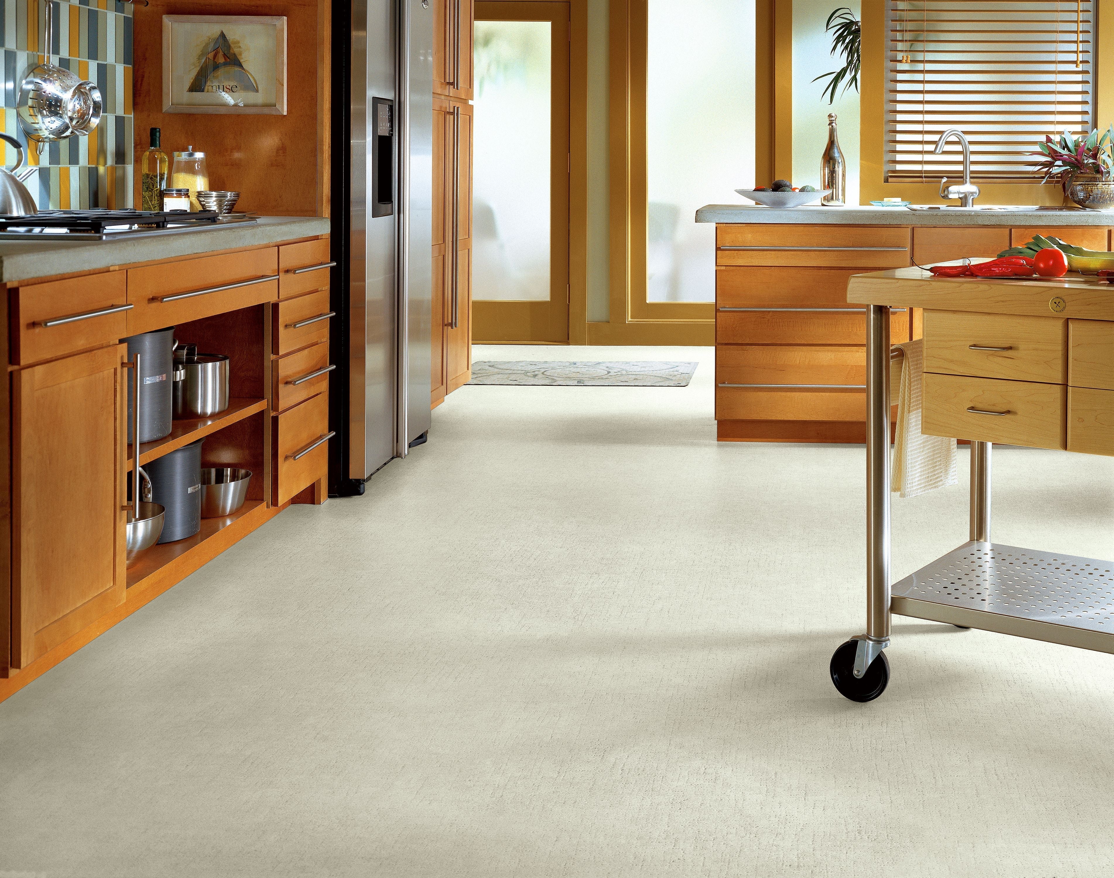 Armstrong CushionStep Better 12' x RL Kyoto Breeze Vinyl Sheet