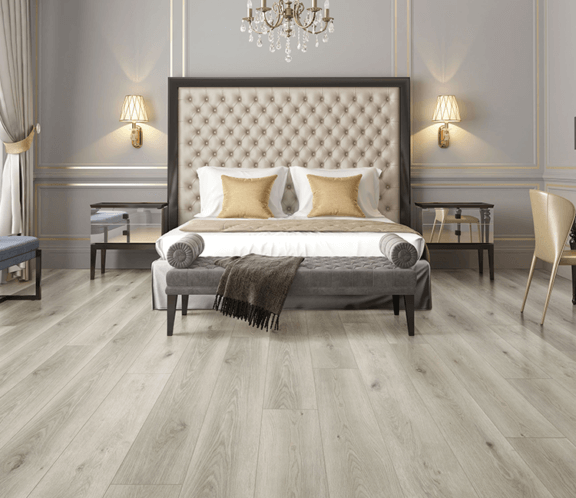 Southern Traditions Voyager 9" x 60" Silverside Vinyl Plank