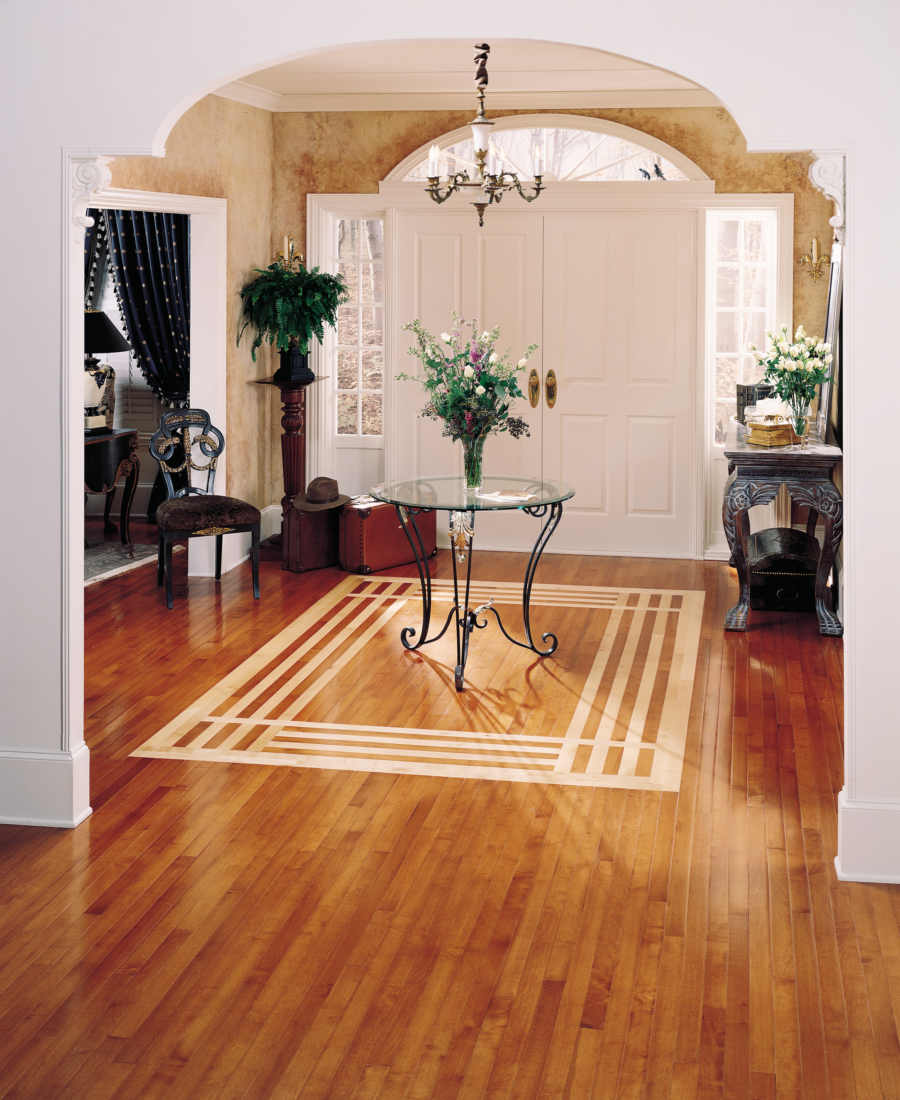 Bruce Kennedale Strip 2.25" x RL Hardwood Plank Cherry