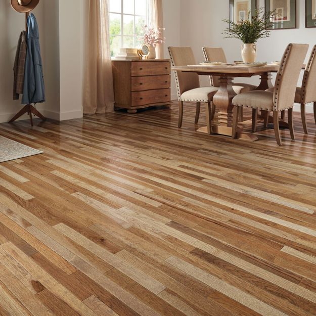 Bruce American Treasures Strip 2.25" x RL Hardwood Plank Warm Evening