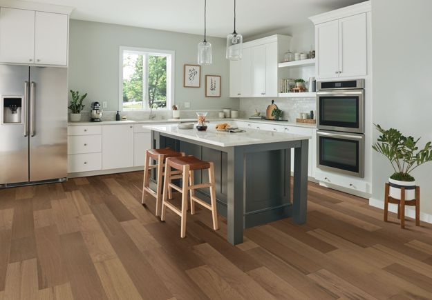 Hartco Dogwood Pro 7.5" x RL Fall Colored Hardwood Plank