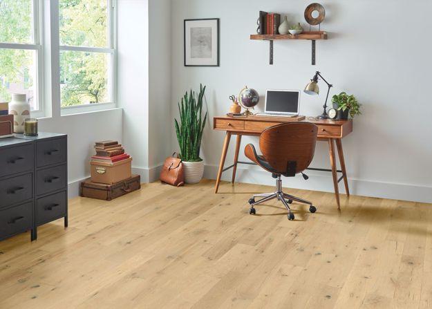 Hartco TimberBrushed Bronze 5" x RL Tranquil Shade Hardwood Plank