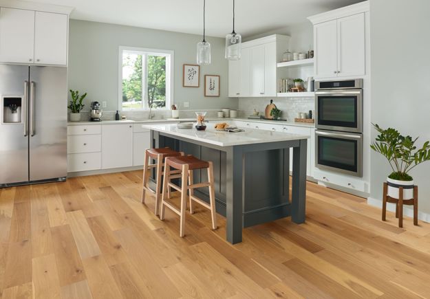 Hartco Dogwood Pro 7.5" x RL Warm Coastal Hardwood Plank