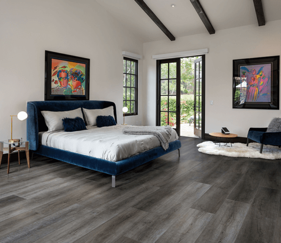 Southern Traditions Voyager 9" x 60" Bedrock Vinyl Plank